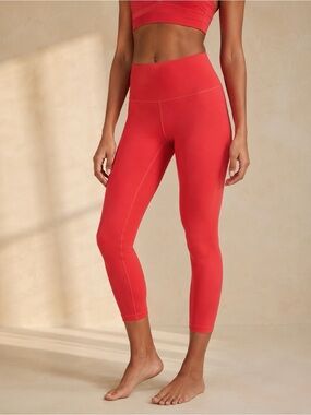 High-Rise Lululemon Bright Coral Active Cropped Leggings size 0